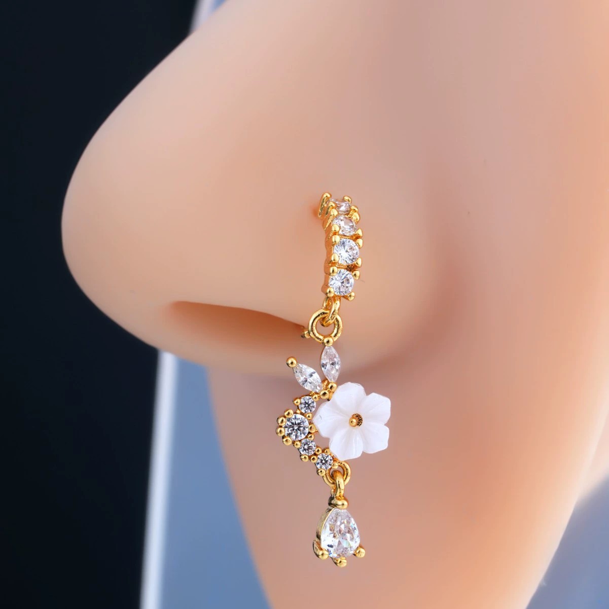Body Jewelry Hoops - Cincin Hidung Bunga Emas dengan Kristal