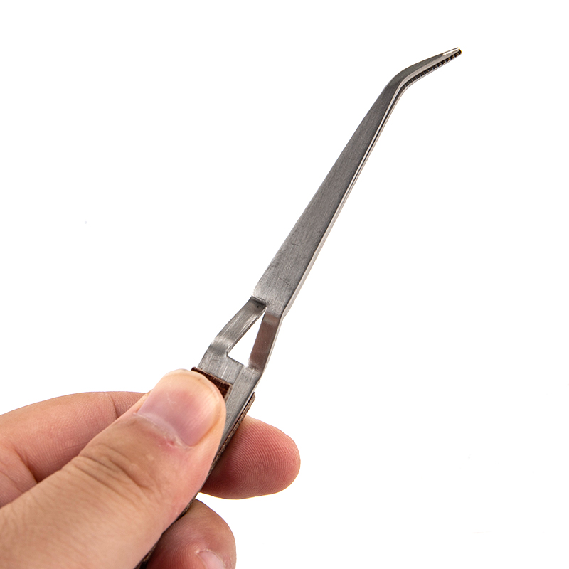Penjepit kunci pengunci silang - Body Jewelry Tool ulasan dan harga